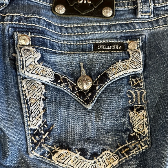 Miss Me Jeans Womens 30 Boot Bootcut Bling Embroidered Rhinestone Denim Stretch - Picture 10 of 10